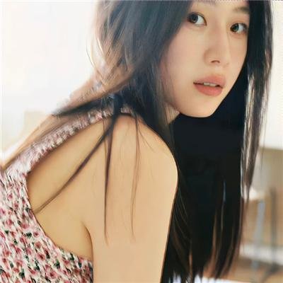 葛妮斯派特洛之风情万种